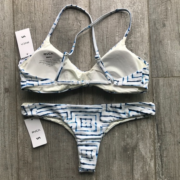 π₯π₯RVCA - ISLA BIKINI SETπ₯π₯ - Picture 4 of 6